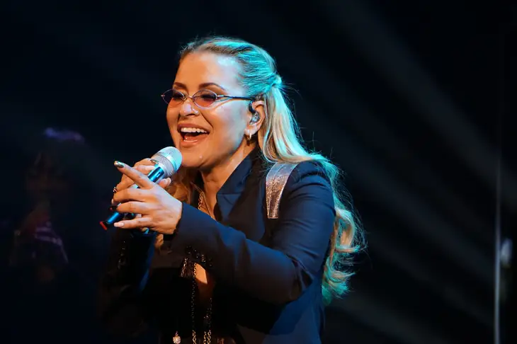 Anastacia Live in Concert in 2015